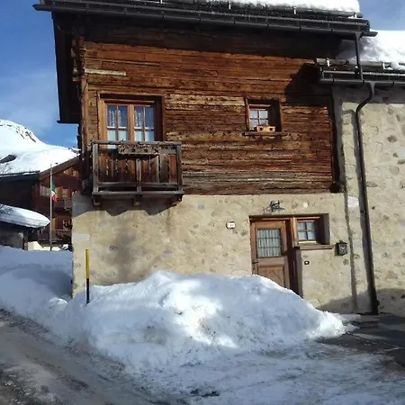 Love Chalet