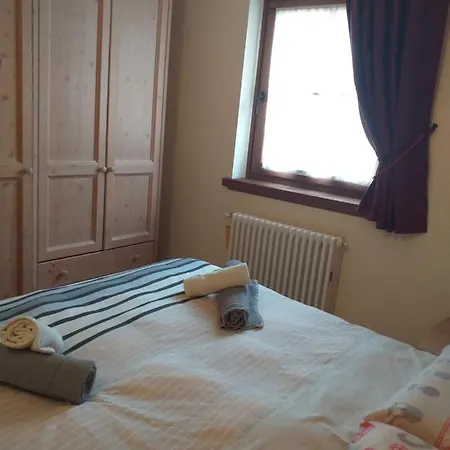 Love Chalet Apartment Livigno